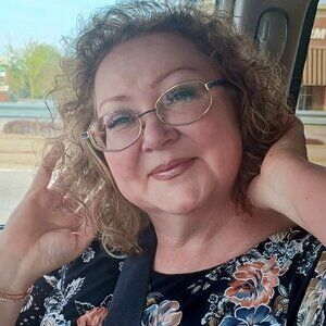 Meet your Posher, Anne